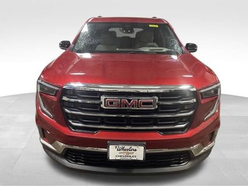 Used 2024 GMC Acadia Elevation image 9