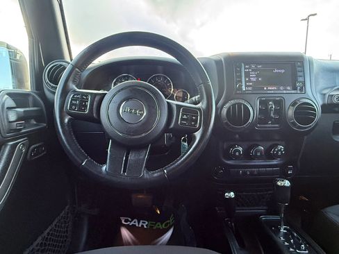 Used 2018 Jeep Wrangler Unlimited Sport S image 26