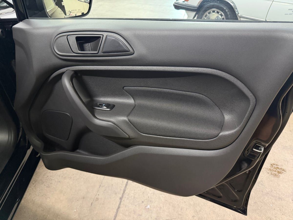 Used 2019 Ford Fiesta SE FWD image 21