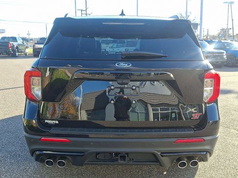 Certified 2024 Ford Explorer ST w/ Equipment Group 401A image 9