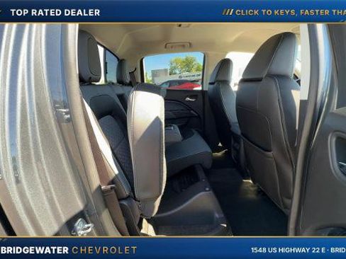Used 2017 Chevrolet Colorado Z71 AWD/4WD image 12