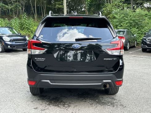 Certified 2024 Subaru Forester Premium AWD/4WD image 4