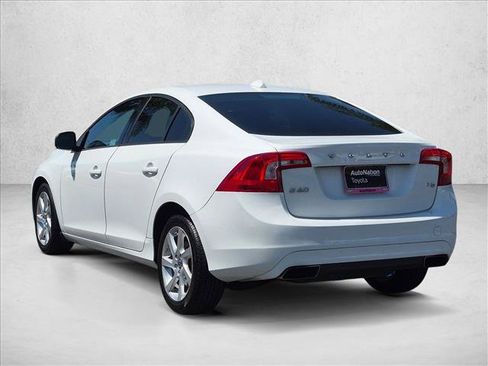 Used 2014 Volvo S60 T5 FWD image 8