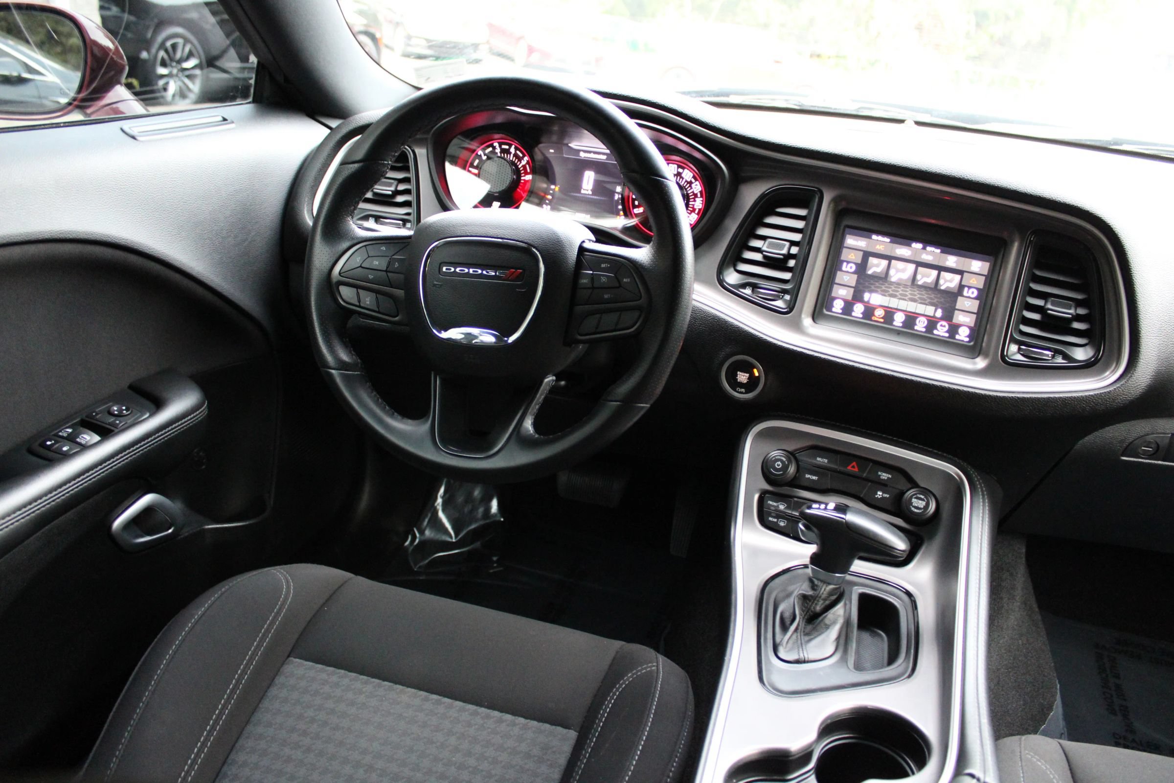 Used 2022 Dodge Challenger SXT w/ Blacktop Package AWD/4WD image 11