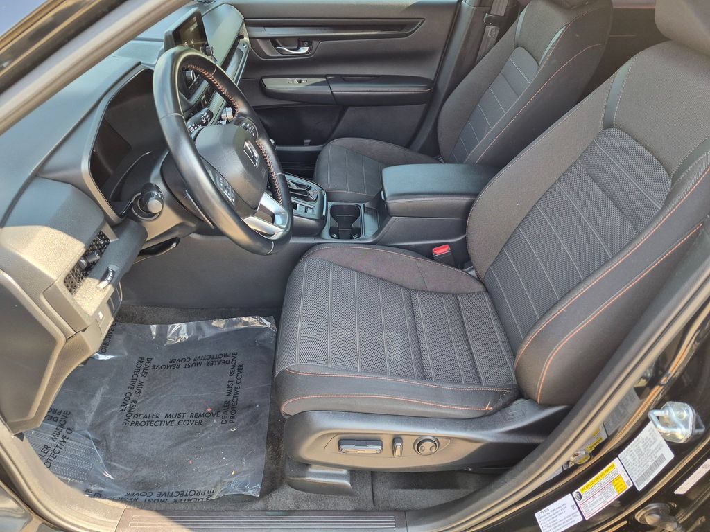 Used 2025 Honda CR-V Sport image 16