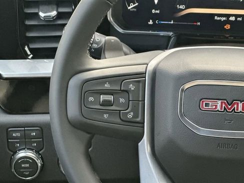 New 2026 GMC Sierra 1500 Elevation image 9