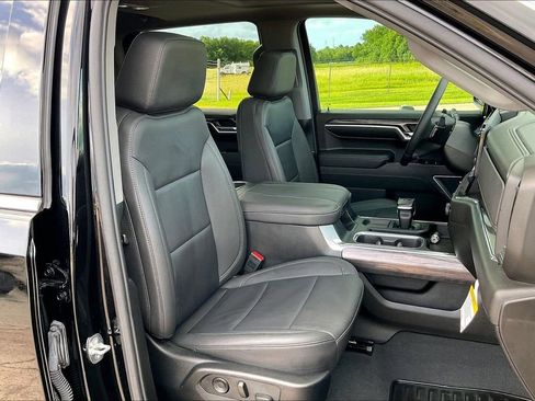 Used 2024 Chevrolet Silverado 1500 LTZ w/ LTZ Premium Texas Edition AWD/4WD image 30