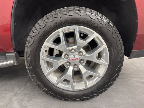 Used 2016 GMC Yukon SLT w/ HD Trailering Package image 10