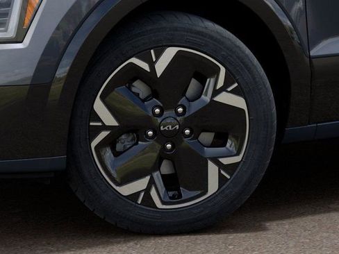 New 2026 Kia Niro Wind FWD image 9