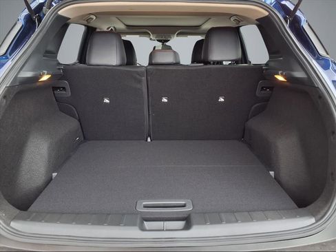 New 2026 Nissan Kicks SR w/ SR Premium Package image 12