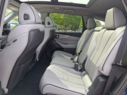Used 2023 Acura MDX SH-AWD w/ Advance Package image 12