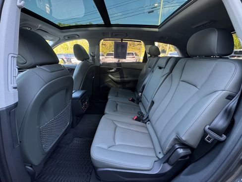 Used 2025 Audi Q7 3.0T Premium Plus image 51