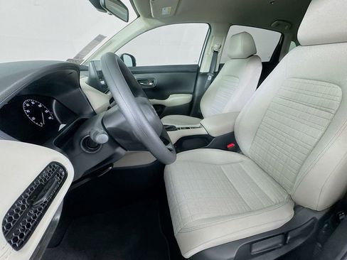 New 2026 Honda HR-V LX image 28