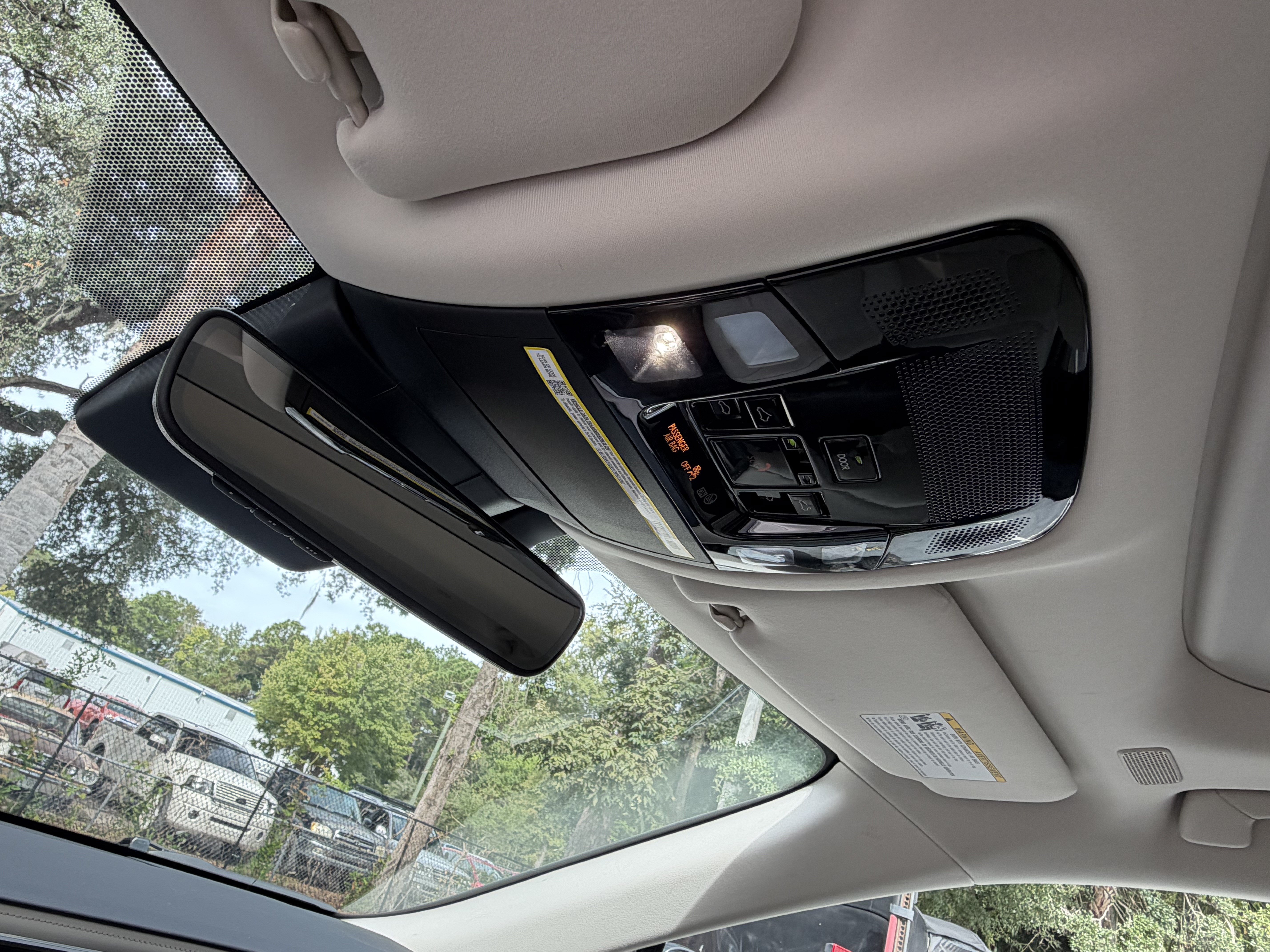Certified 2025 Lexus RX 350 Premium Plus w/ Accessory Package (Z1) FWD image 28