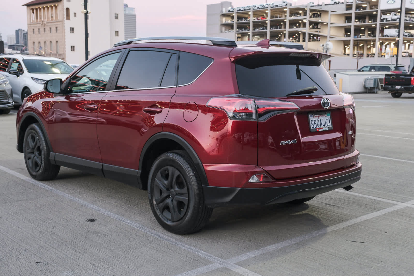 Used 2018 Toyota RAV4 LE w/ All Weather Liner Package FWD image 6