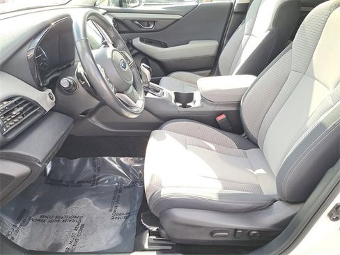Used 2023 Subaru Outback Premium image 17