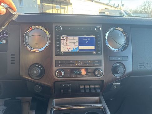 Used 2012 Ford F350 Lariat w/ Lariat Ultimate Pkg image 4