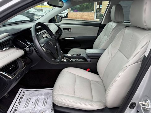 Used 2013 Toyota Avalon XLE Touring FWD image 14