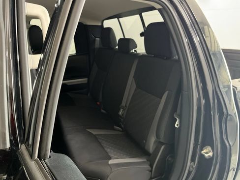 Used 2017 Toyota Tundra SR5 AWD/4WD image 19