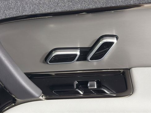 New 2026 Land Rover Range Rover Sport SE image 34