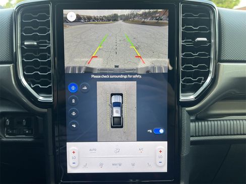 New 2025 Ford Ranger XLT image 3