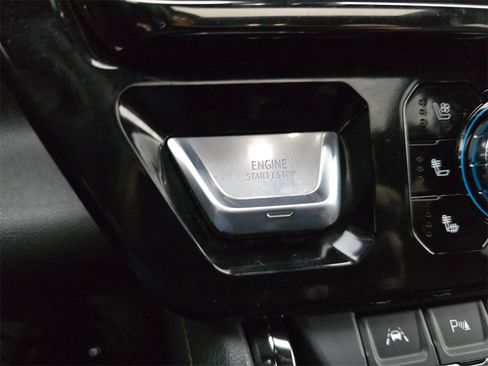 Used 2023 GMC Sierra 1500 AT4 w/ Technology Package image 26