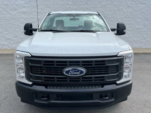 New 2026 Ford F250 XL image 2