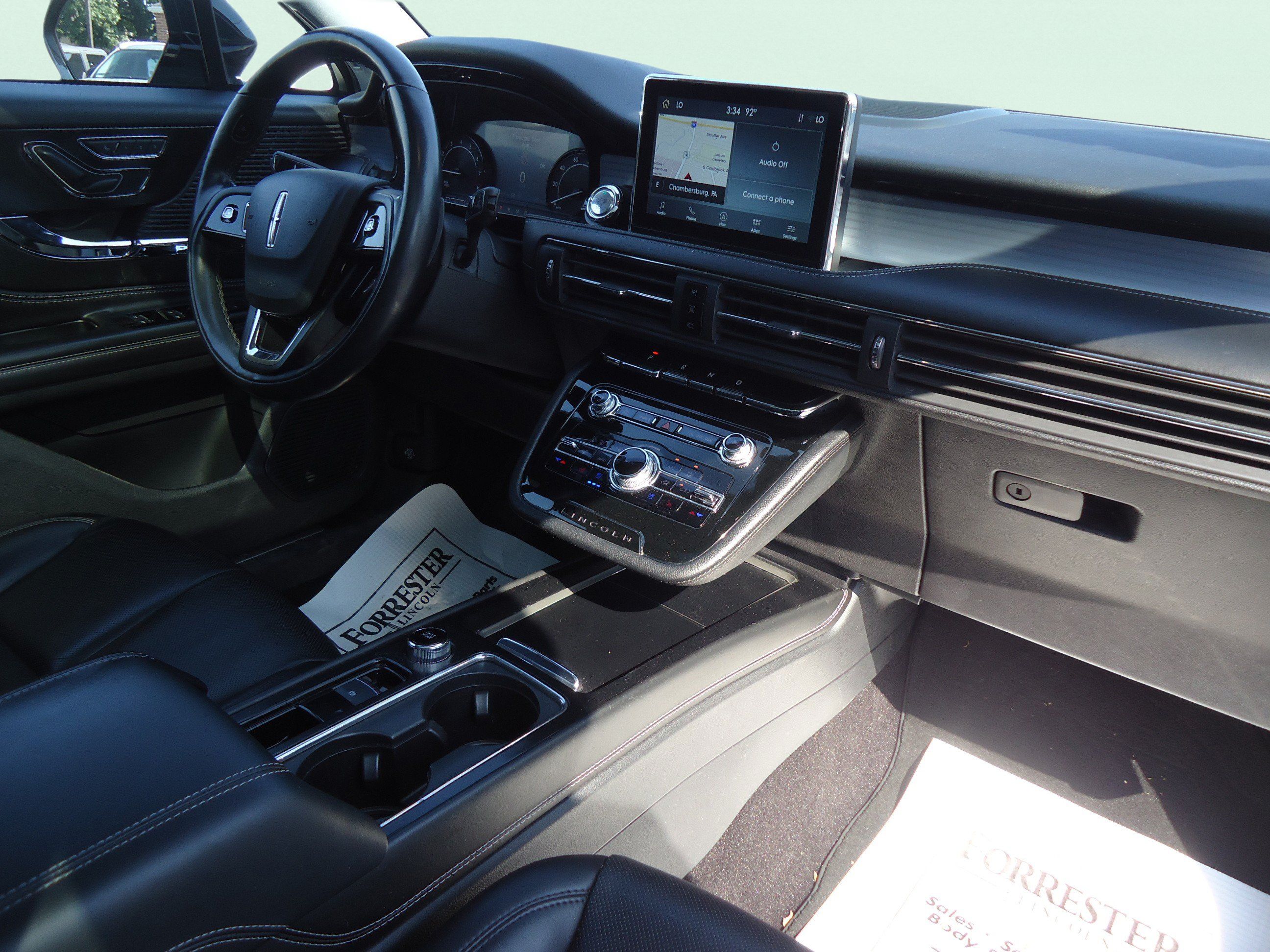Used 2022 Lincoln Corsair AWD w/ Premium Package image 27
