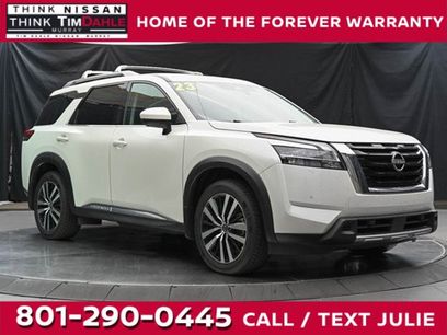Used 2023 Nissan Pathfinder Platinum