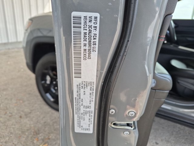 Used 2024 Jeep Compass Trailhawk AWD/4WD image 15