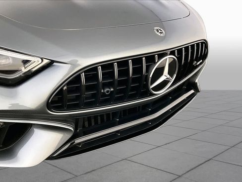 Used 2022 Mercedes-Benz SL 63 AMG 4MATIC image 32
