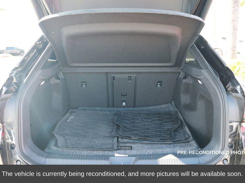 Used 2023 Volkswagen ID.4 S image 38