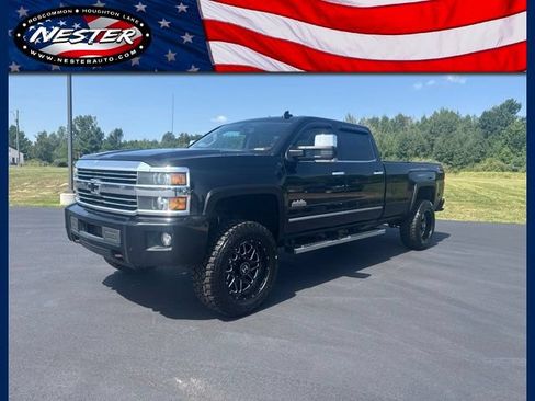 Used 2016 Chevrolet Silverado 2500 High Country AWD/4WD image 1