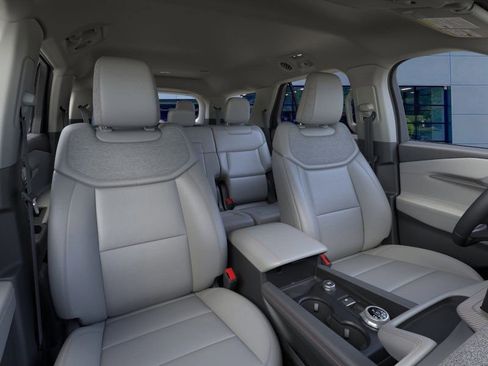 New 2026 Ford Explorer Active image 10