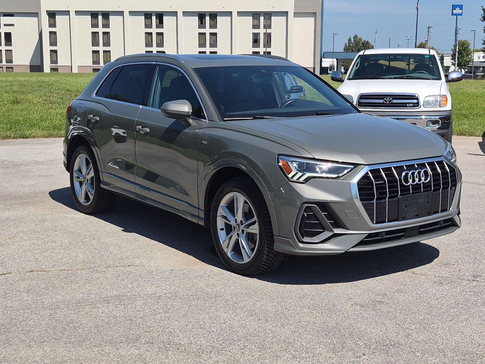 Used 2020 Audi Q3 2.0T Premium Plus w/ Premium Plus Package AWD/4WD image 7