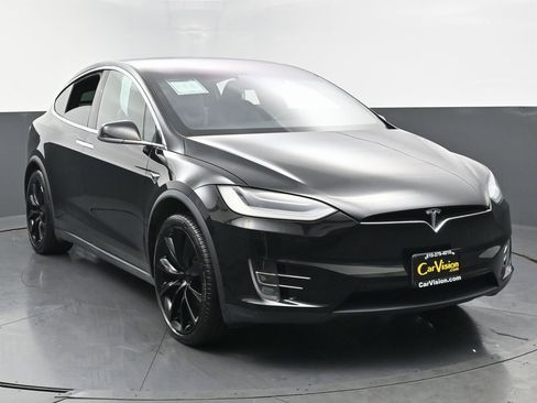 Used 2020 Tesla Model X Long Range image 2