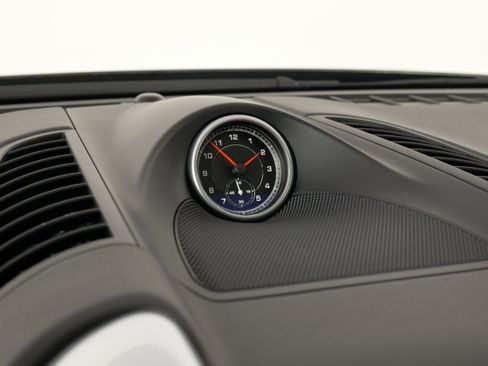 Used 2017 Porsche Cayenne image 50