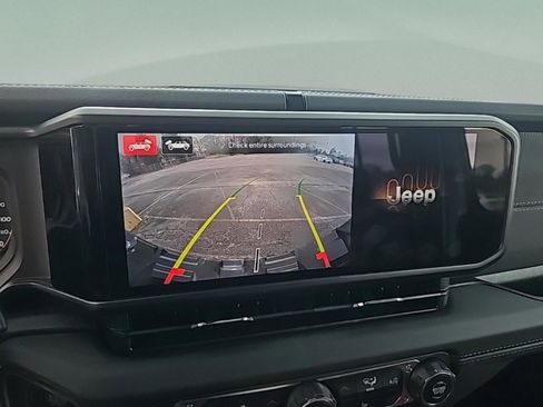 Used 2024 Jeep Wrangler Unlimited Rubicon 392 image 28