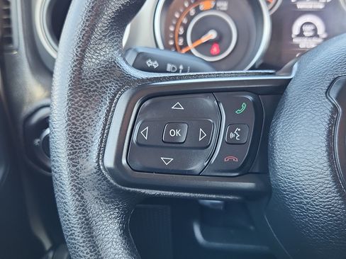 Used 2022 Jeep Wrangler Unlimited Sport AWD/4WD image 17