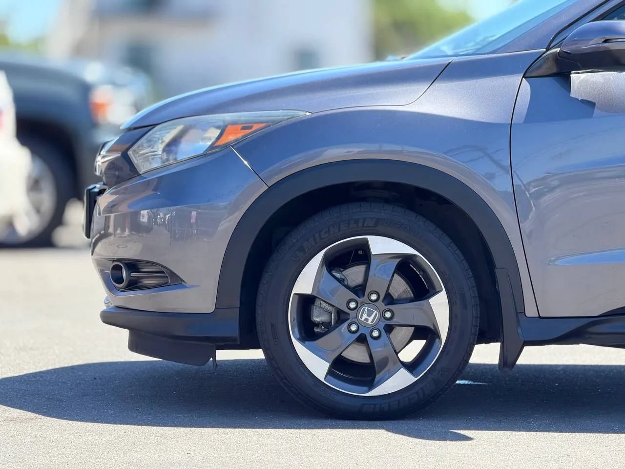 Used 2018 Honda HR-V EX image 9