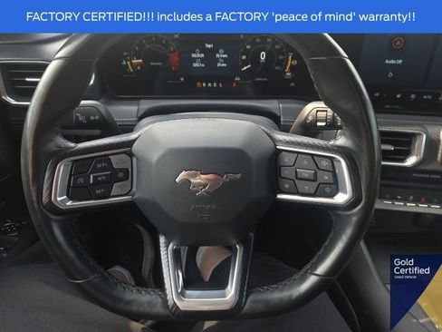 Used 2025 Ford Mustang Premium RWD image 39