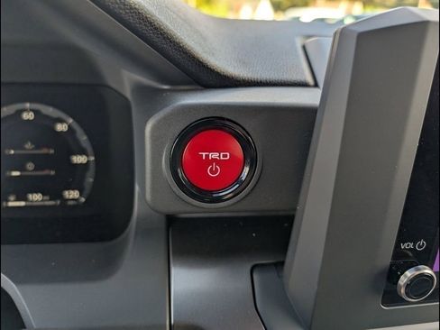 New 2025 Toyota Tacoma TRD Off-Road image 12