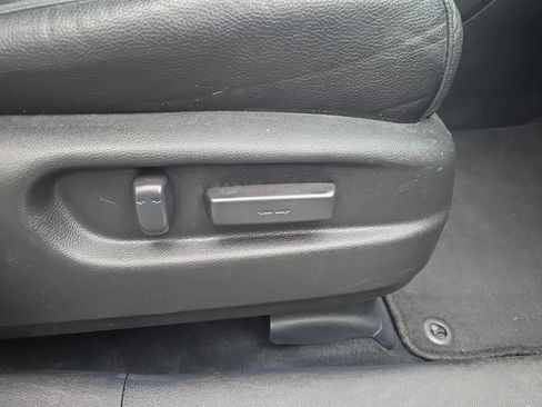 Used 2019 Honda Pilot Touring image 45