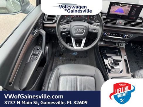 Used 2023 Audi Q5 2.0T Premium w/ Convenience Package AWD/4WD image 16
