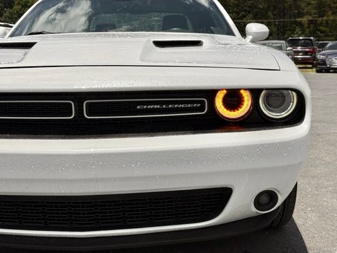 Used 2016 Dodge Challenger SXT Plus RWD image 6