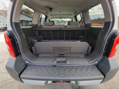 Used 2011 Nissan Xterra S w/ Protection Pkg image 26