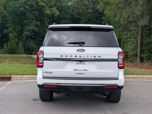 Certified 2023 Ford Expedition Limited AWD/4WD image 4