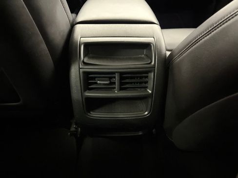 Used 2018 Cadillac XT5 Luxury image 42