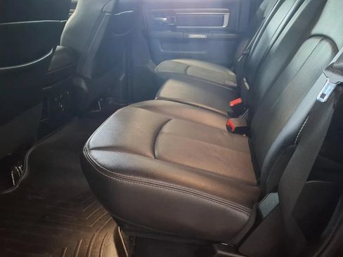 Used 2018 RAM 2500 Laramie w/ Sport Appearance Group AWD/4WD image 15
