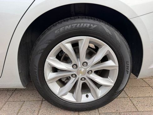 Used 2020 Chevrolet Malibu LT FWD image 24
